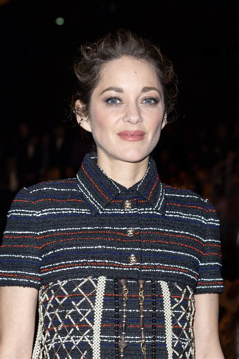 marion cotillard défilé chanel|marion cotillard today.